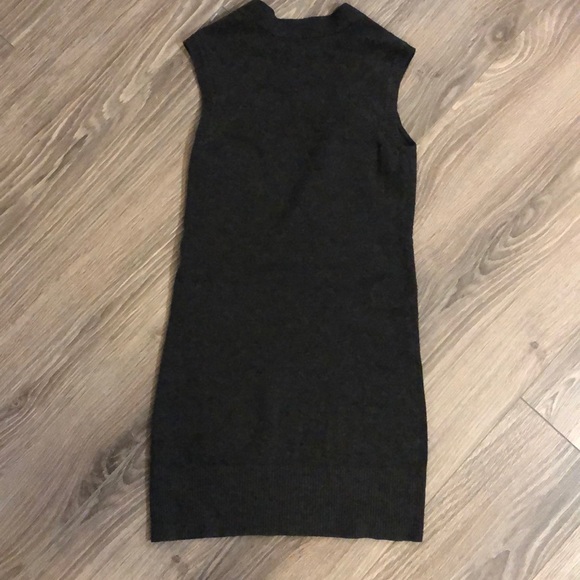 Guess V-Neck Tunic Grey XS - Picture 4 of 6